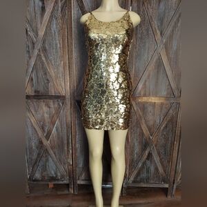 ALEX Evenings Gold Sequin Dress. Size 6, Color Gold.